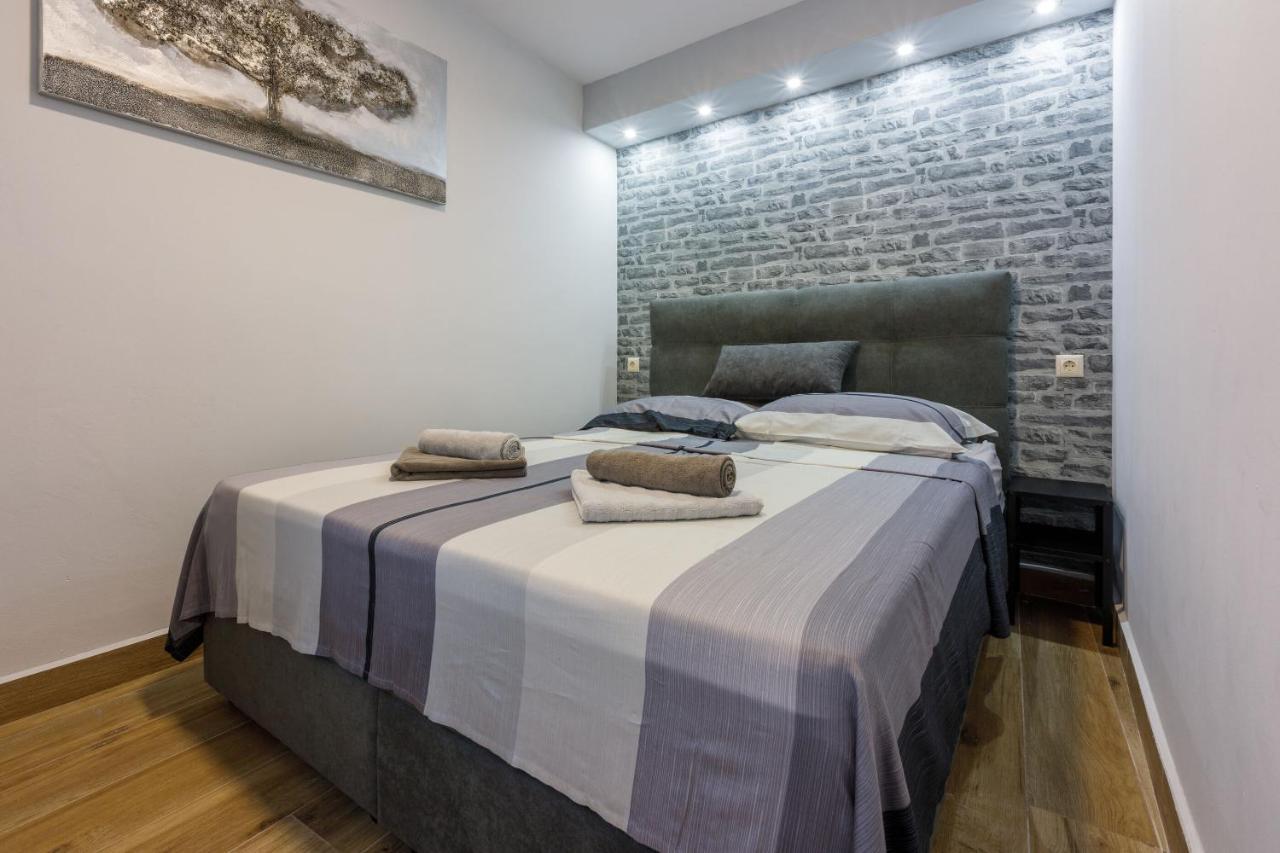 Apartments And Room Art Цриквеница Экстерьер фото